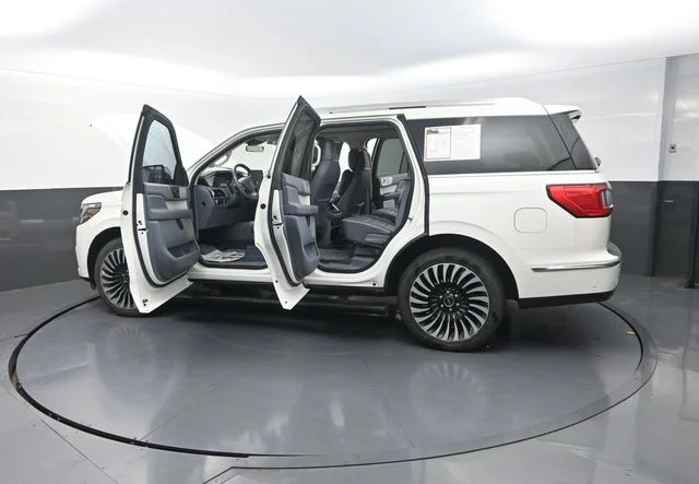 Used 2020 White Lincoln Black Label image 39