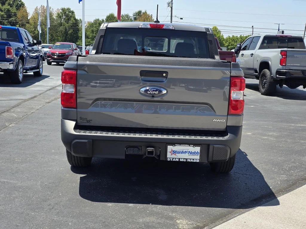 Used 2022 Gray Ford Lariat image 6