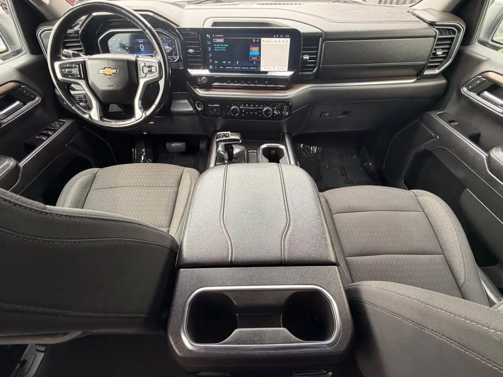 Used 2023 White Chevrolet LT image 12