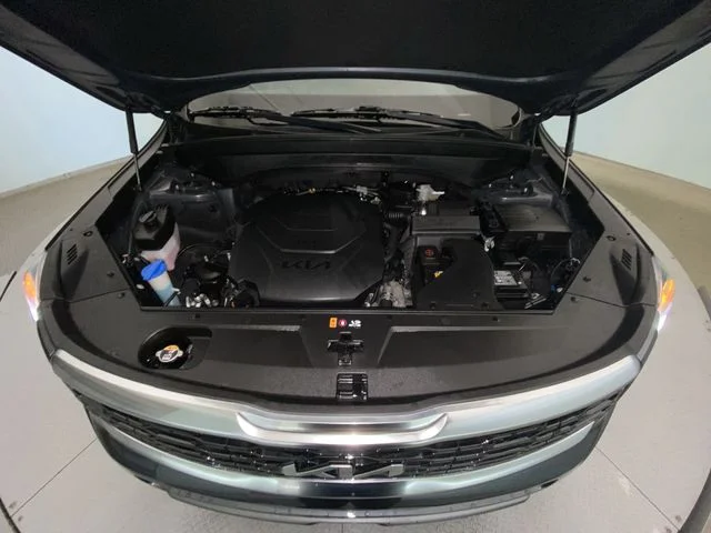 Used 2022 Gray Kia EX image 27