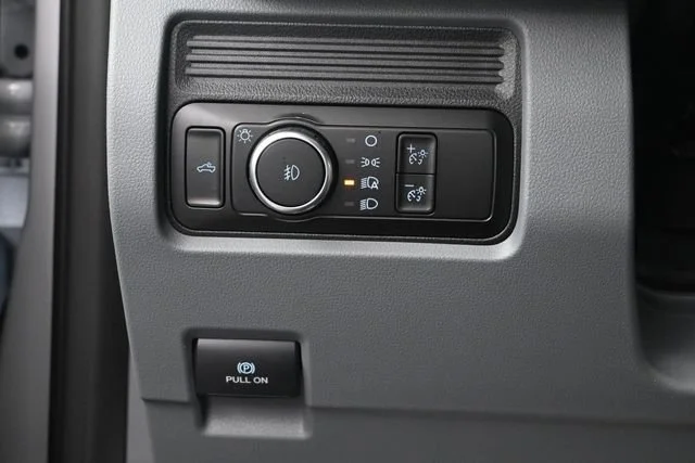Used 2026 Oxford White Ford XL image 9