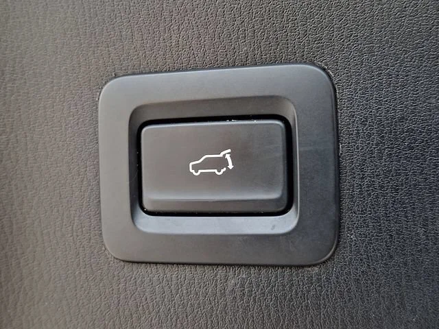 Used 2022 Gray Mazda 2.5 S Carbon Edition image 32