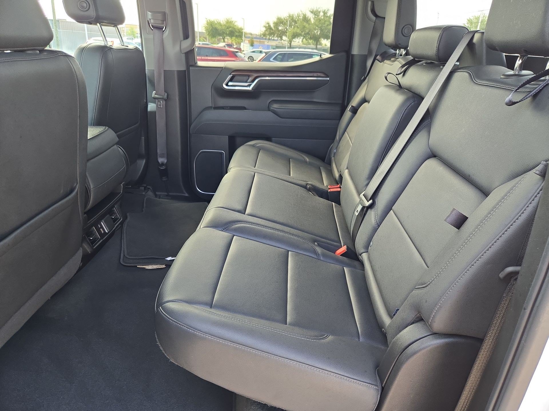 Used 2025 Summit White GMC SLT image 26