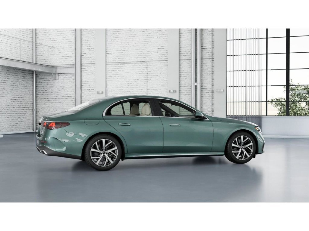 New 2027 Verde Silver Metallic Mercedes-Benz E 350 image 18