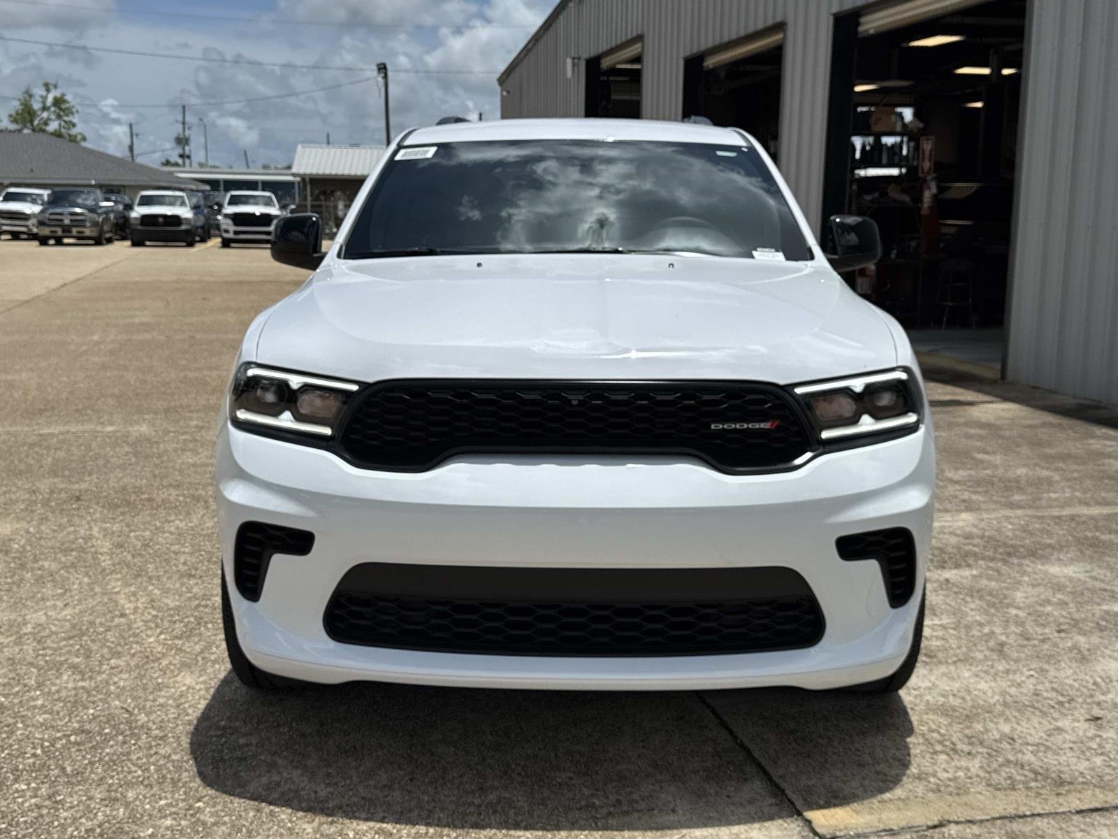 New 2026 White Knuckle Clear-Coat Exterior Paint Dodge GT image 2