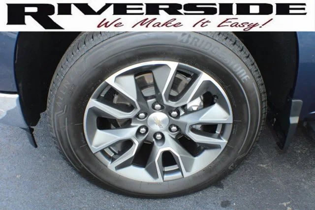 2023 Chevrolet Silverado 1500 LT - Photo 5