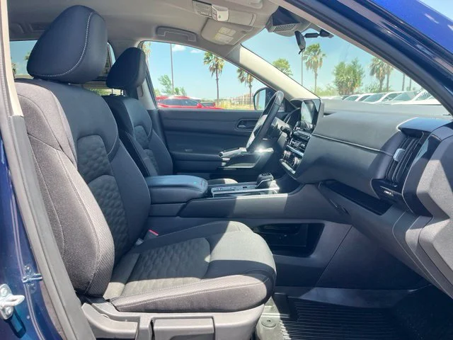 Used 2025 Blue Nissan SV image 21