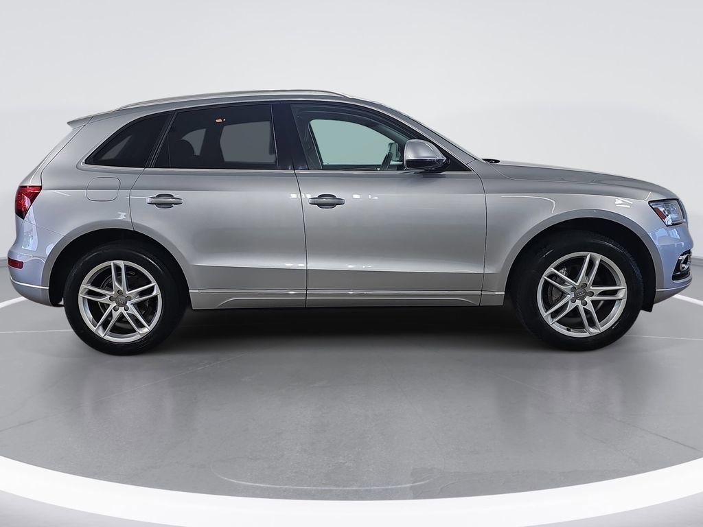 Used 2016 Audi Q5 Premium Plus with VIN WA1L2AFP3GA065845 for sale in Westland, MI
