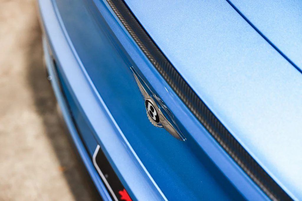 Used 2020 Blue Bentley V8 image 9