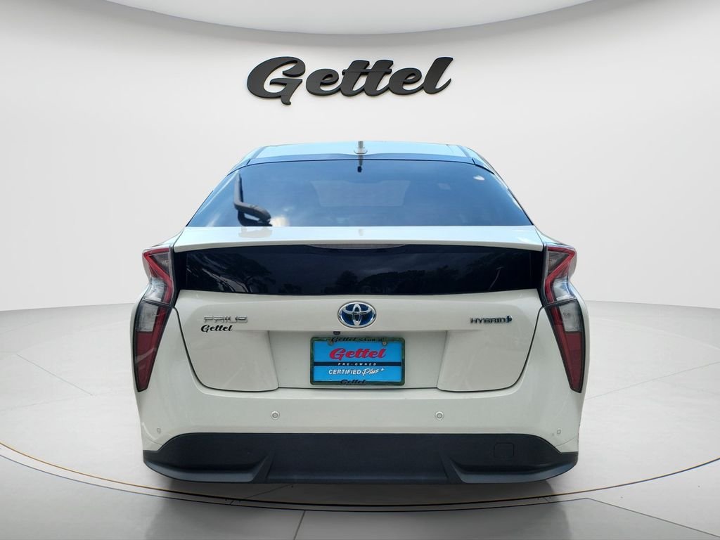 Certified Used 2017 White Toyota Four Touring image 6
