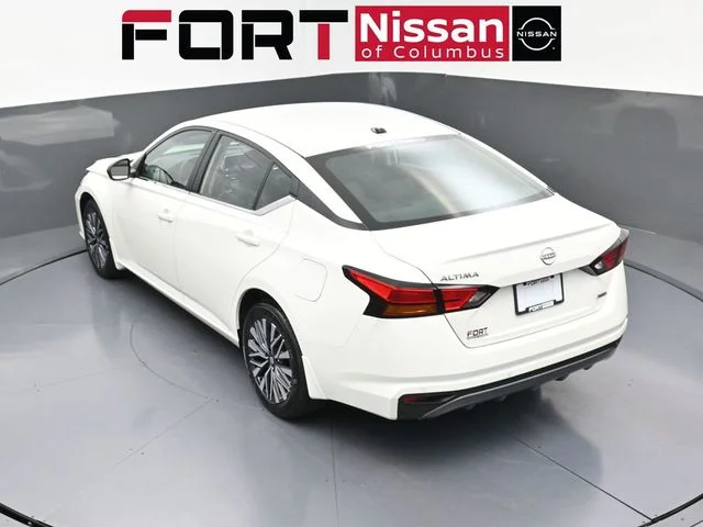 New 2026 Pearl White TriCoat Nissan SV image 38