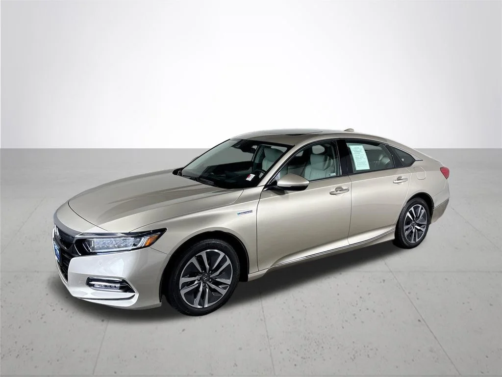 Used 2019 Gold Honda Touring image 2