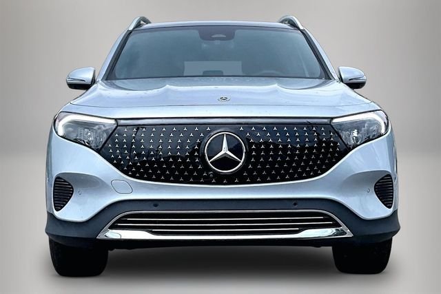 Certified Used 2025 Silver Mercedes-Benz 250+ image 3