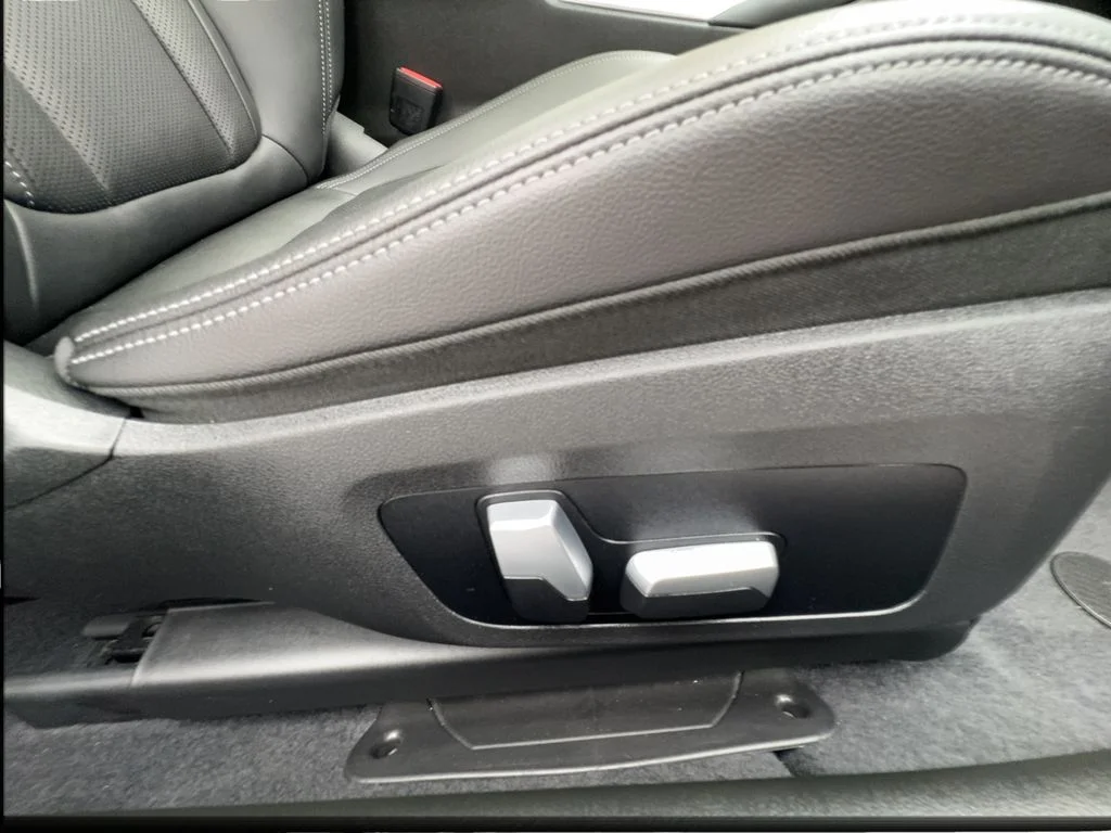 Used 2022 Red BMW 230i image 27