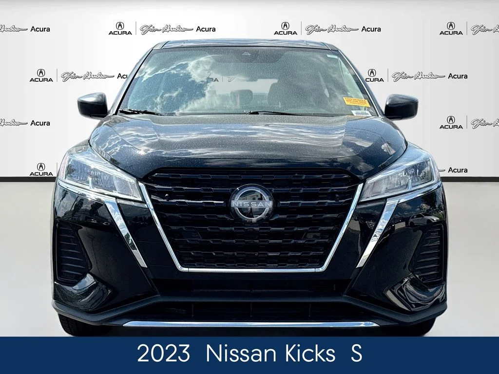 Used 2023 Black Nissan S image 4