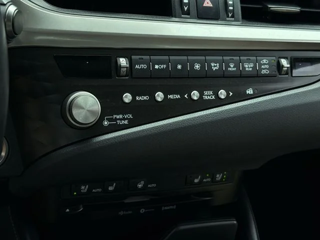 Used 2021 Blue Lexus 350 image 24