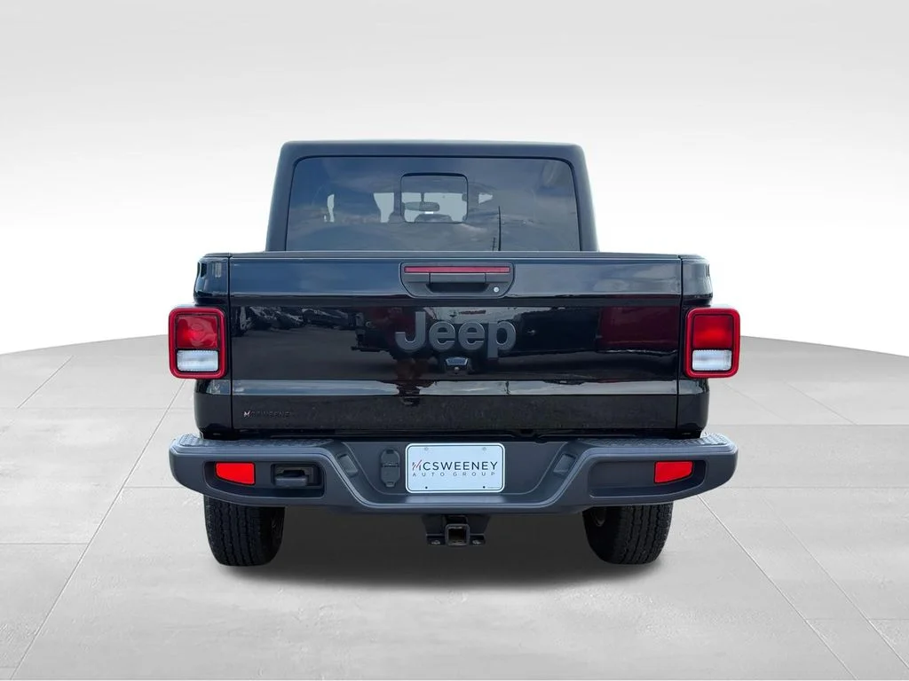 Used 2022 Black Jeep Sport image 26