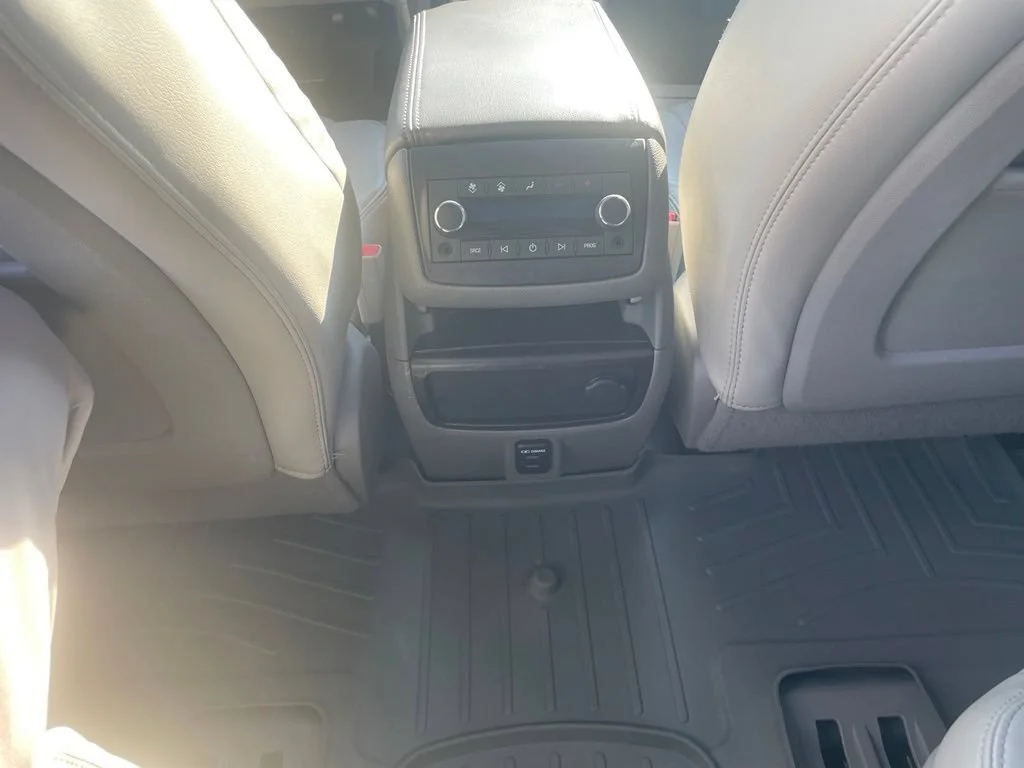 Used 2016 WHITE FROST TRICOAT Buick Premium image 25
