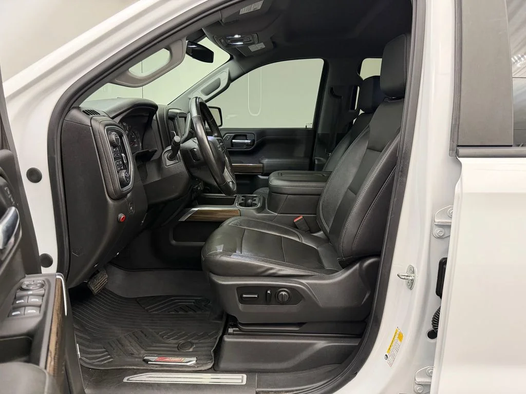 Used 2020 Summit White Chevrolet LT Trail Boss image 5