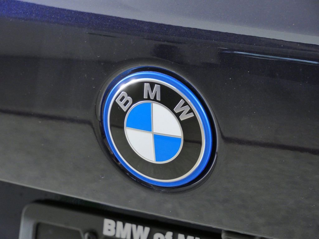 New 2026 Carbon Black Metallic BMW xDrive50e image 11