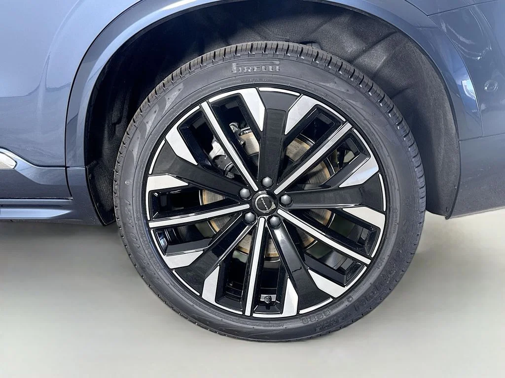 New 2026 Blue Volvo T8 Plus image 33