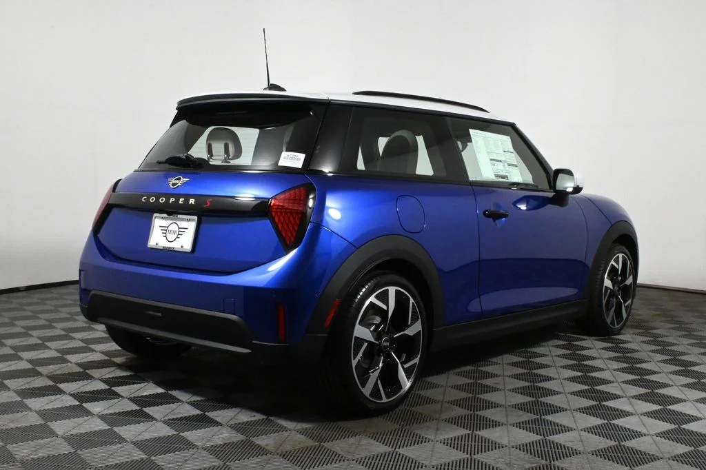 Certified Used 2025 Blue MINI Iconic image 7