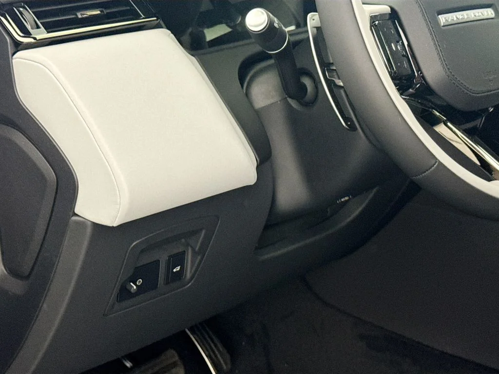 New 2026 Varesine Blue Land Rover Belgravia Edition image 10