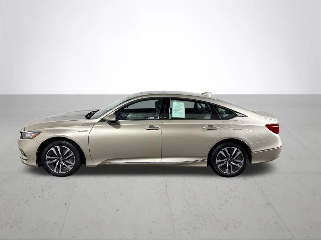 Used 2019 Gold Honda Touring image 9