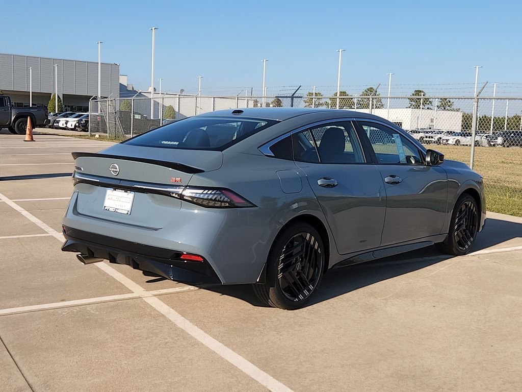 New 2026 Atlantic Gray Metallic Nissan SR image 5