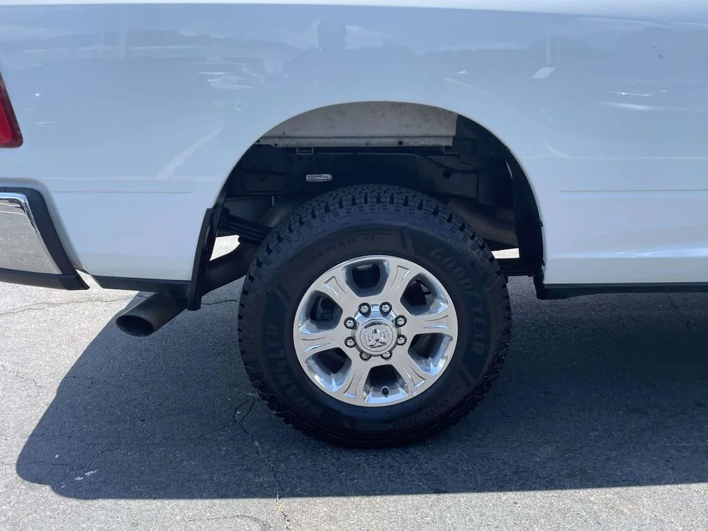 2024 RAM Ram 3500 Pickup Big Horn - Photo 9