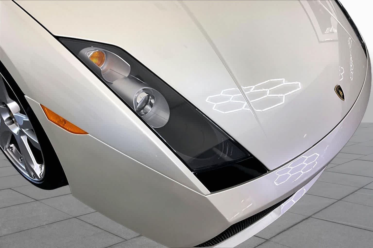 Used 2008 Bianco Monocerus Lamborghini  image 23