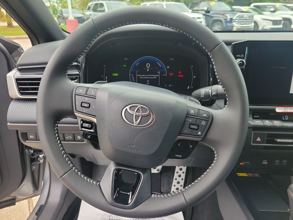 Used 2026  Toyota SE image 30