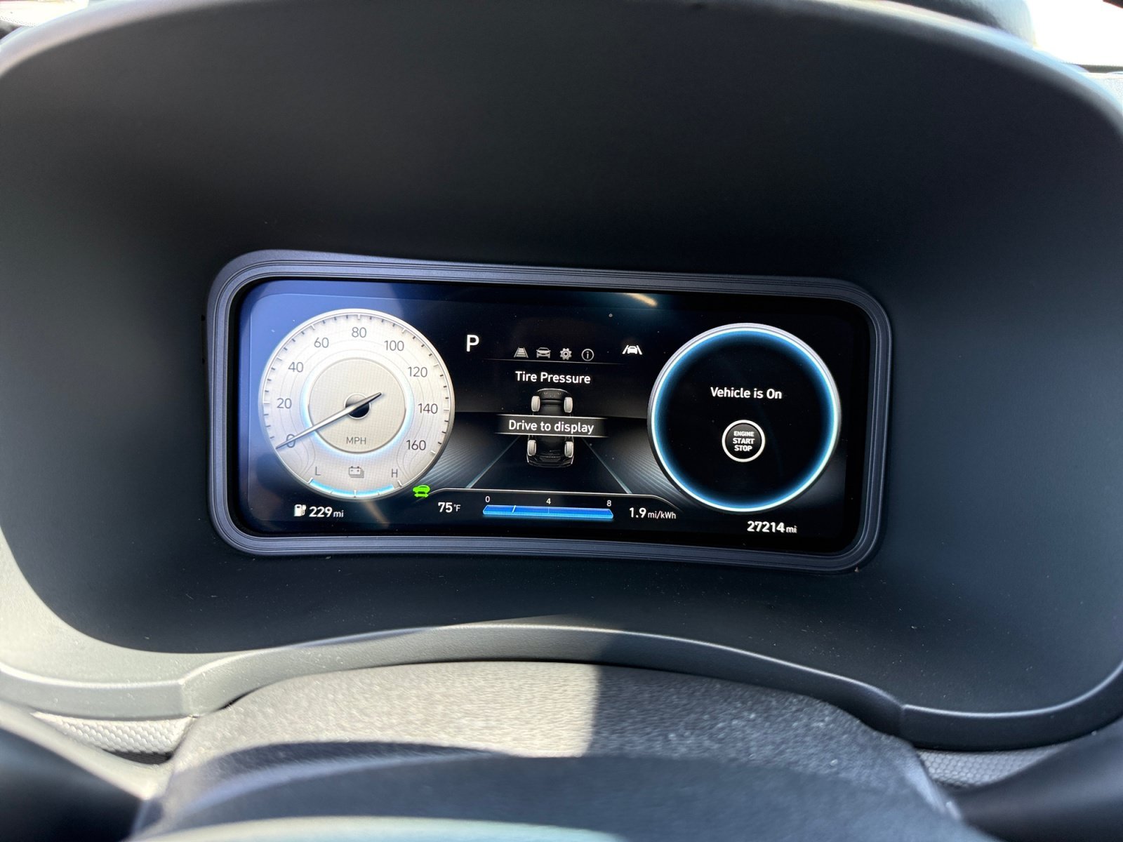 Certified Used 2023 Ultra Black Hyundai SE image 11