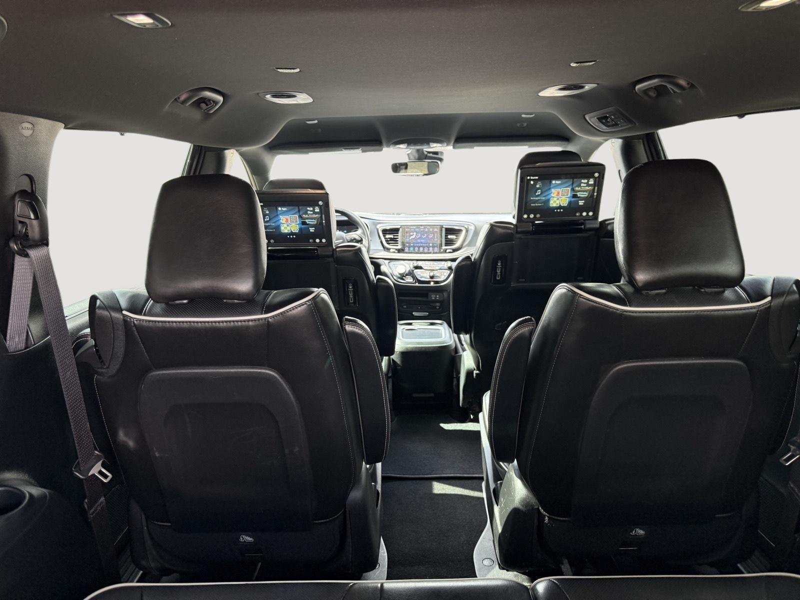 2020 Chrysler Pacifica Hybrid Limited - Photo 18