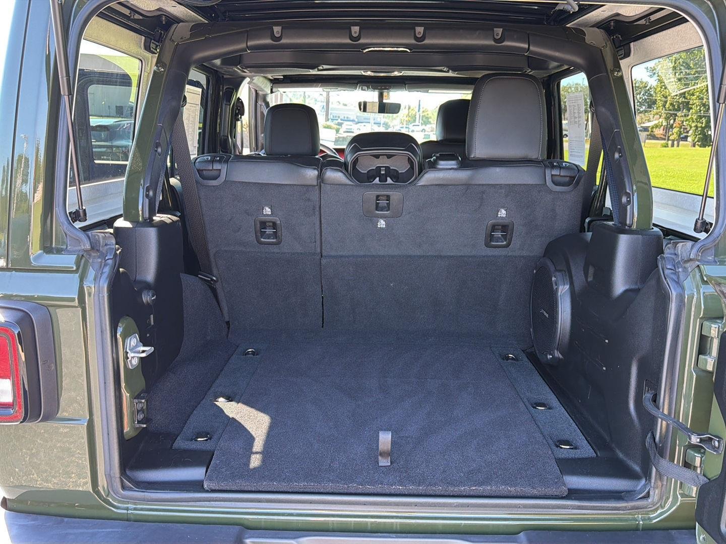 Used 2023 Sarge Green Clearcoat Jeep Rubicon image 35