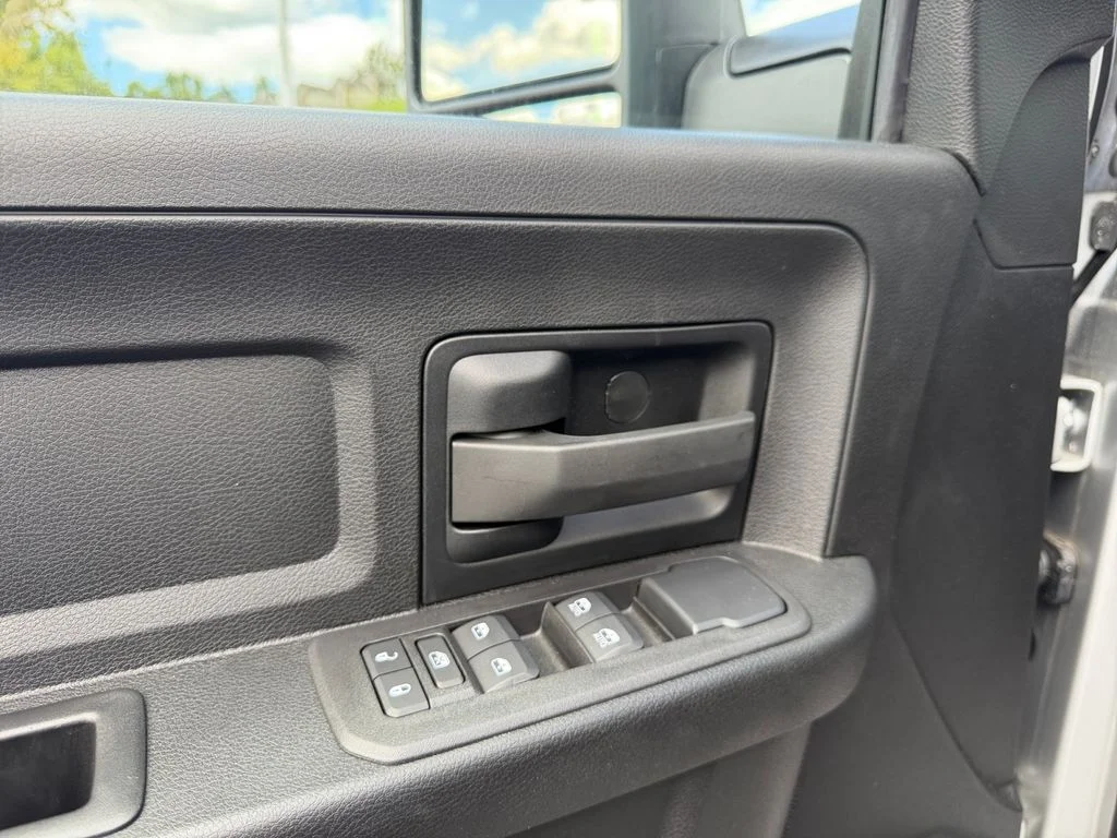 New 2026 Silver Ram Tradesman image 11