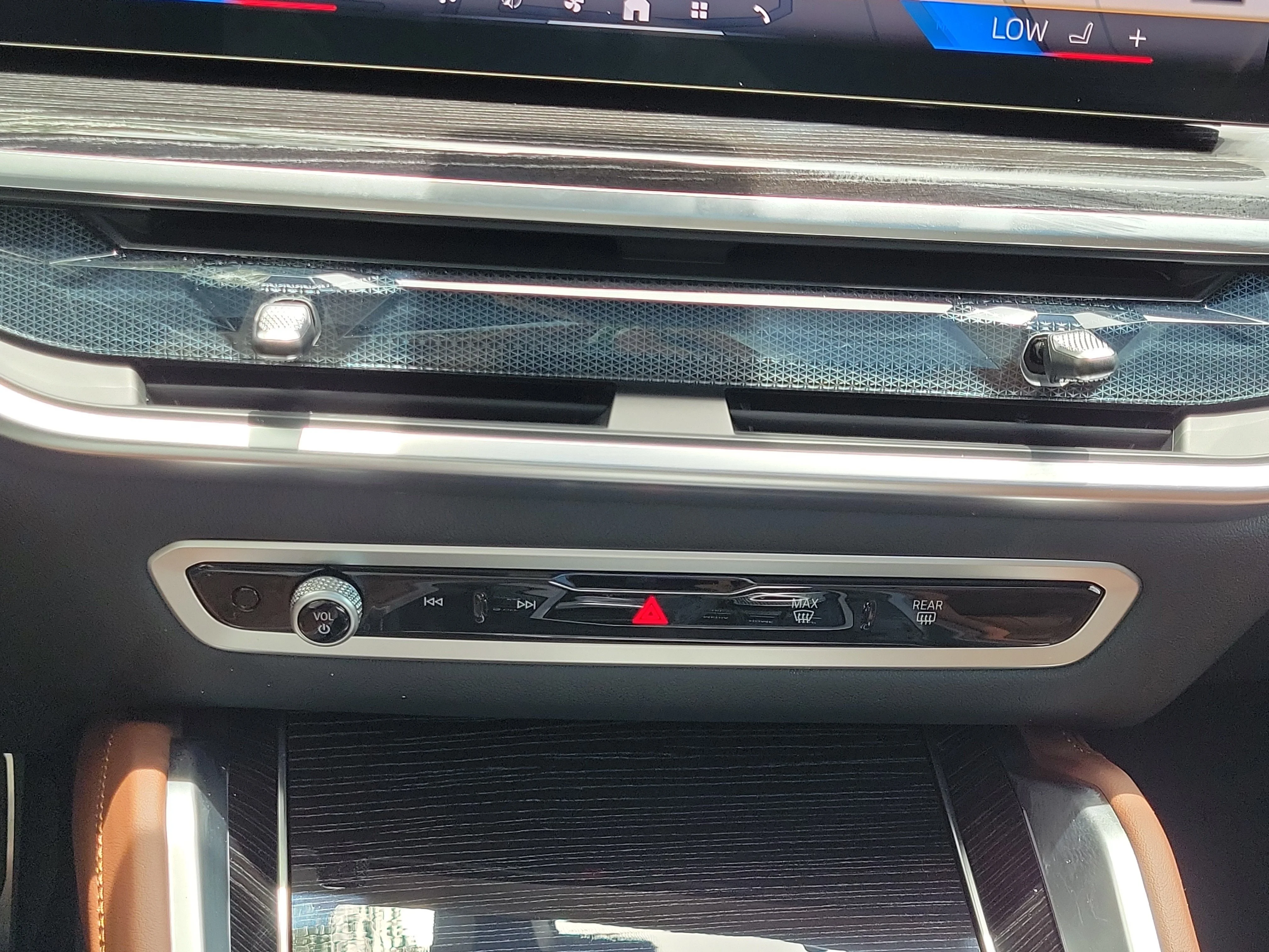 Used 2026 Brooklyn Grey Metallic BMW xDrive40i image 26