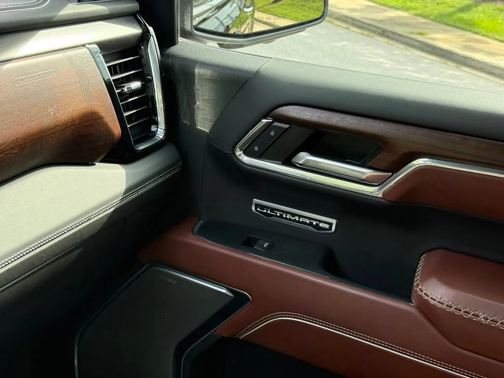 Used 2024 Onyx Black GMC Denali Ultimate image 39