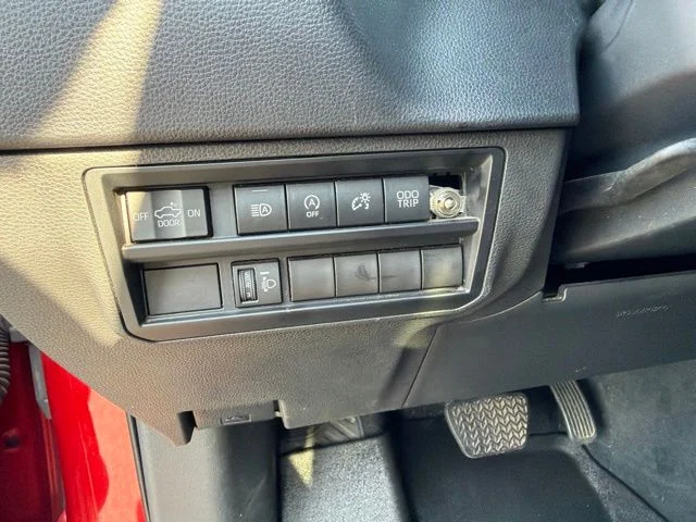 Used 2022 Red Toyota SR5 image 14