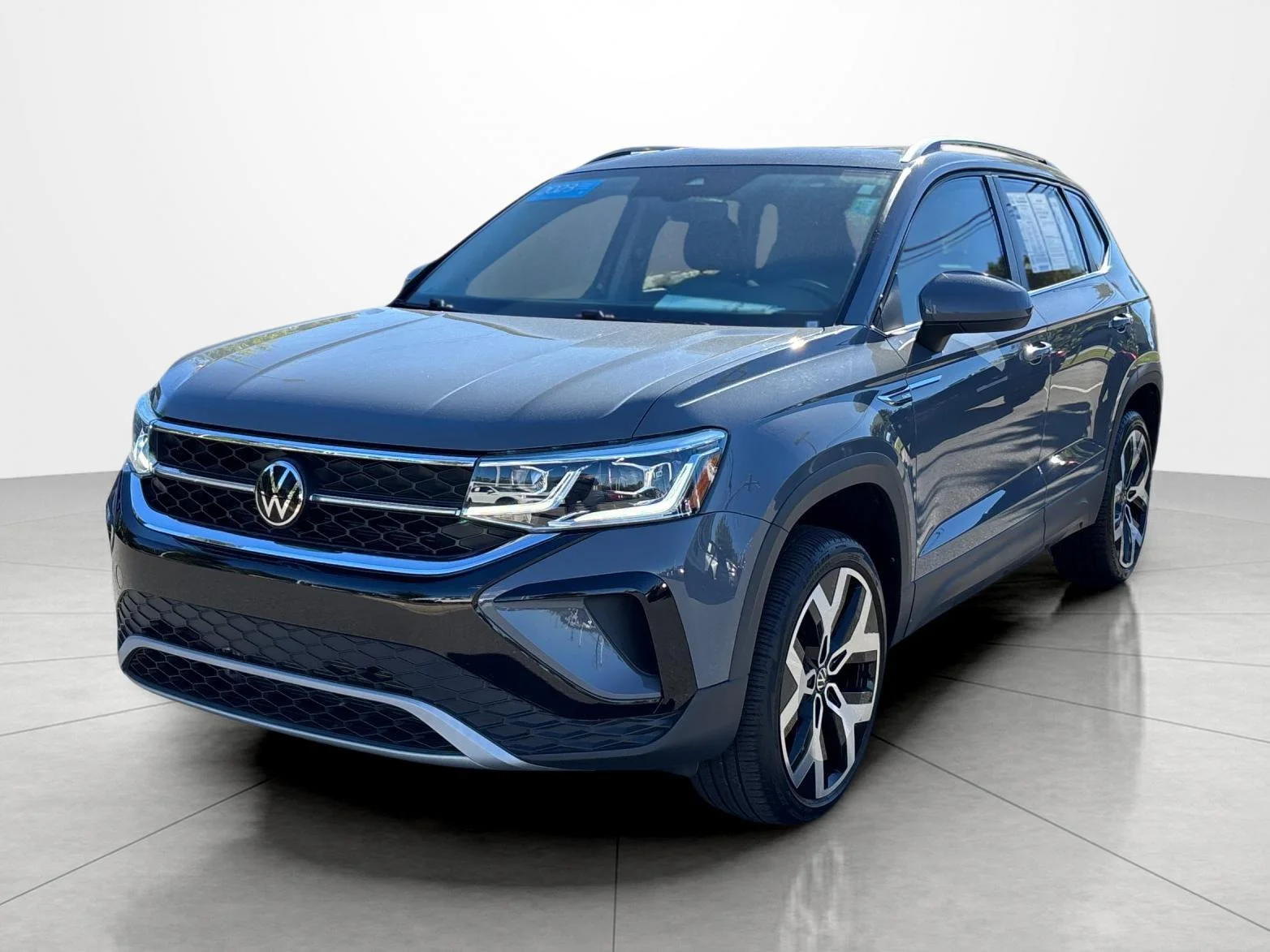 Certified Used 2023 Pure Gray Volkswagen SEL image 1