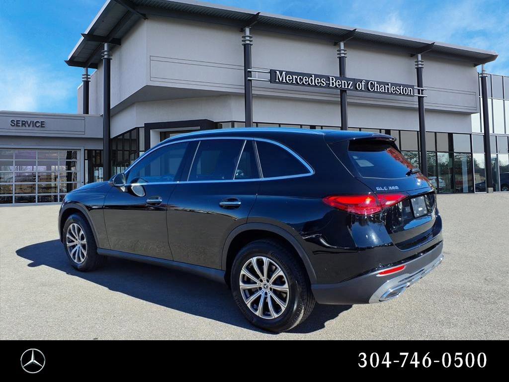 Used 2026 Black Mercedes-Benz GLC 300 image 5