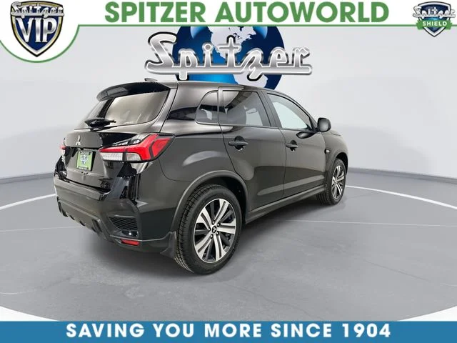 Used 2022  Mitsubishi 2.0 SE image 10