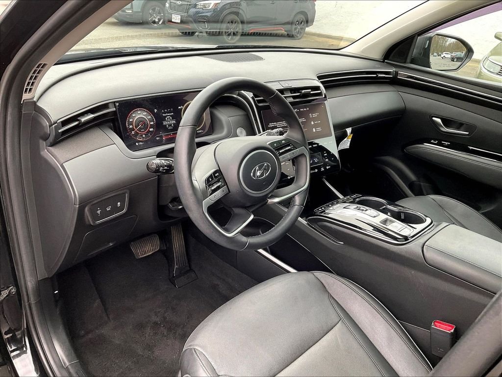 Used 2023 Black Hyundai Limited image 8