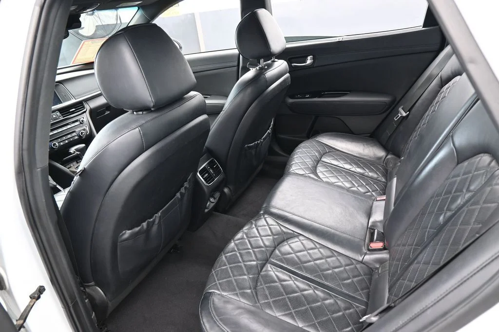 Used 2016 Snow White Pearl Kia SXL image 36