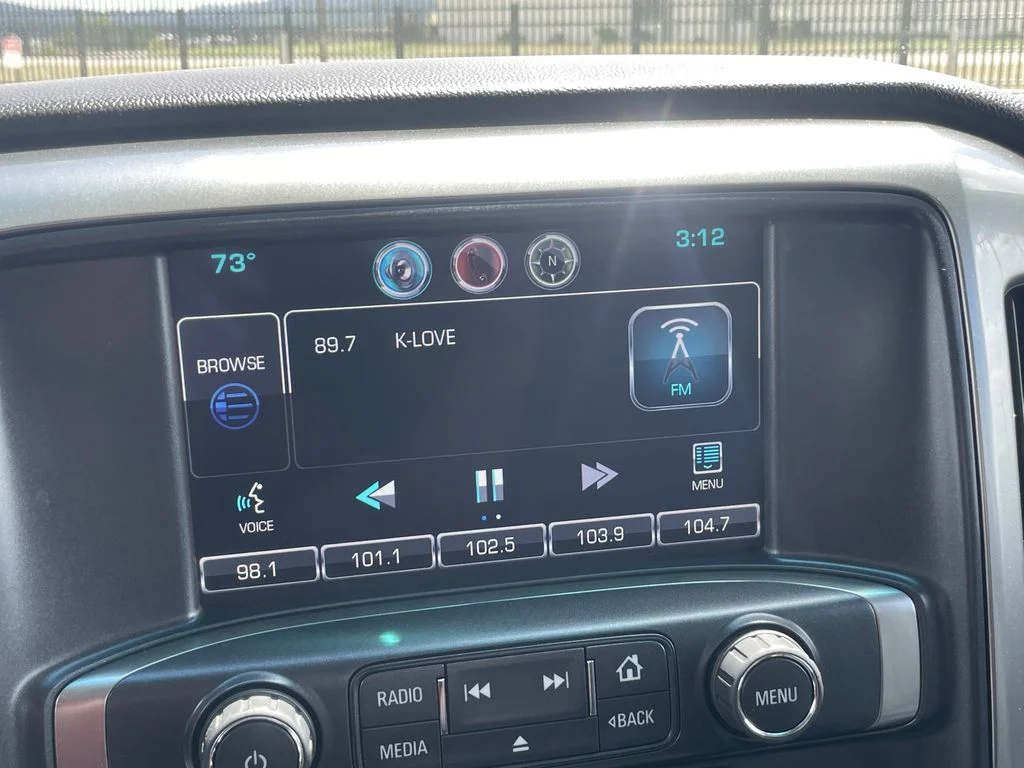 Used 2014 Silver Ice Metallic Chevrolet LT image 19