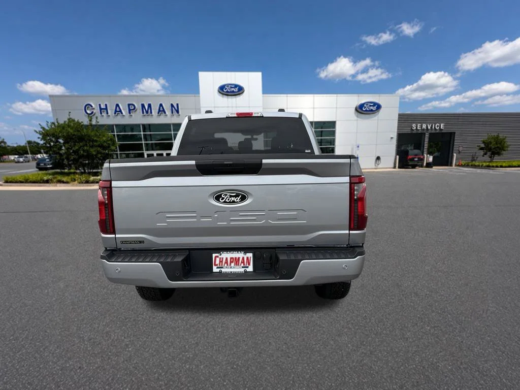 New 2026 Iconic Silver Metallic Ford XLT image 4