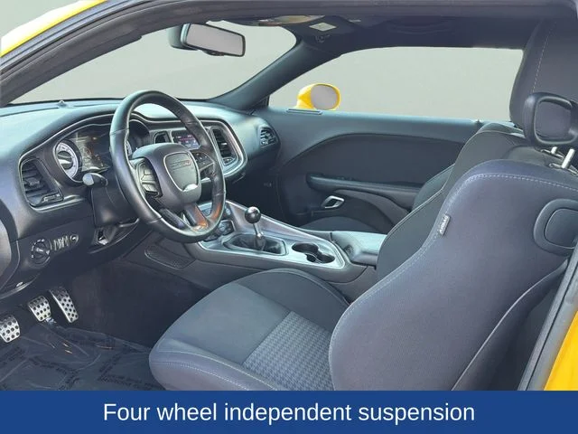 Used 2019 Yellow Dodge R/T image 16