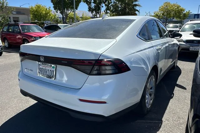 Used 2025  Honda LX image 5