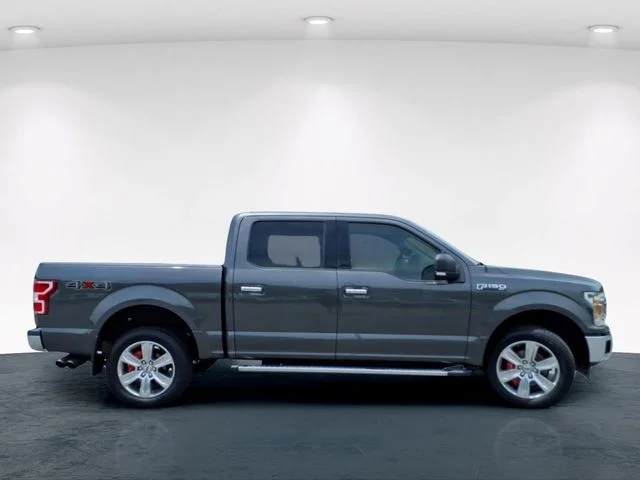 Used 2018 Gray Ford XLT image 7