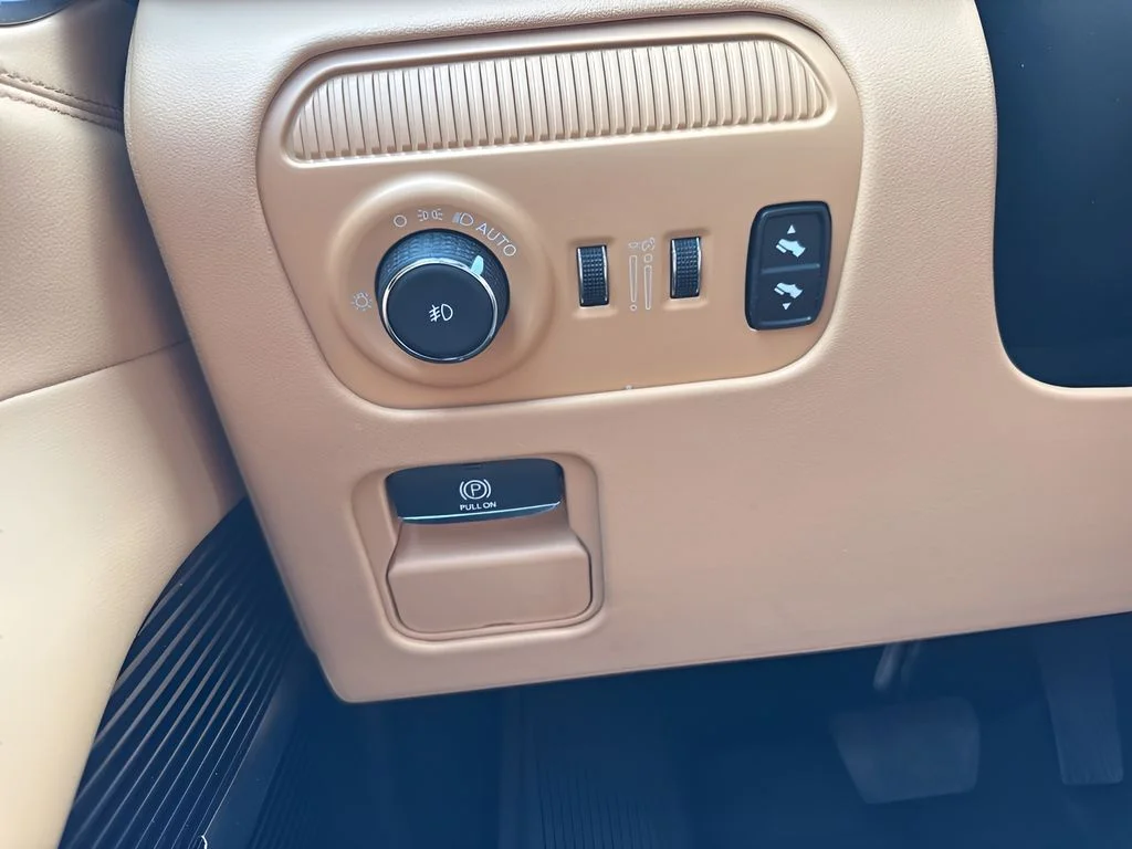 Used 2025 Gray Jeep Series III image 26
